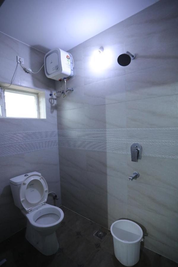 Hotel Moonlight Residency à Tiruchirappalli Extérieur photo