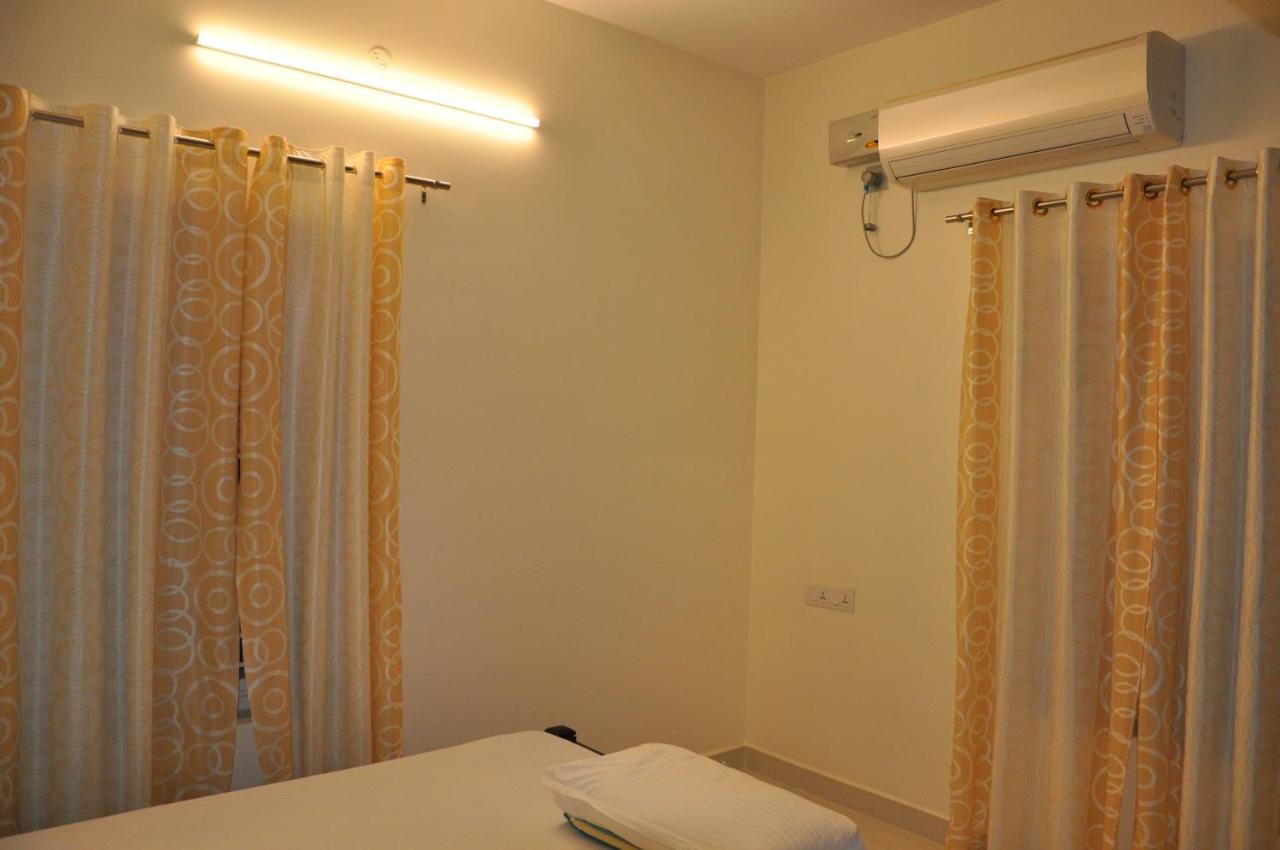 Hotel Moonlight Residency à Tiruchirappalli Extérieur photo
