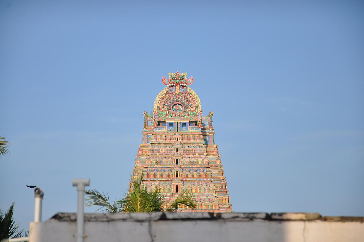 Hotel Moonlight Residency à Tiruchirappalli Extérieur photo