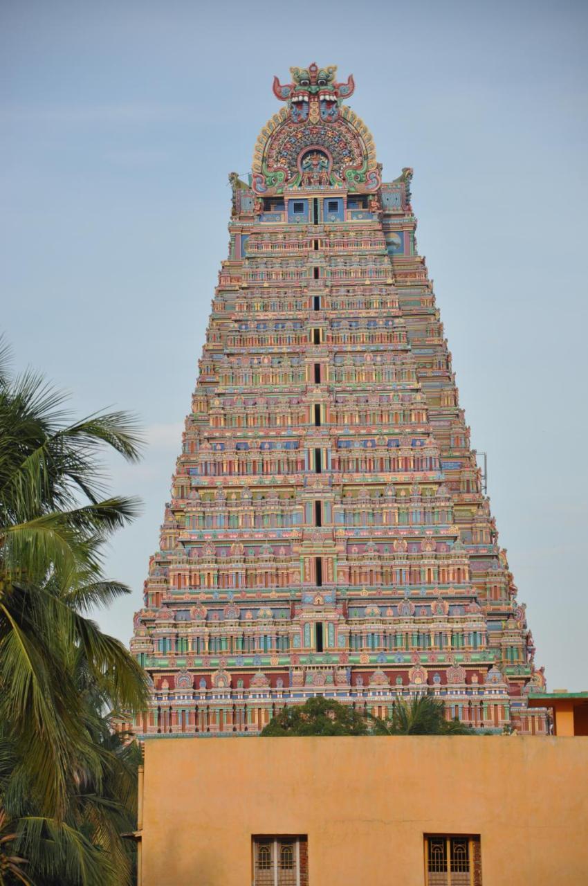 Hotel Moonlight Residency à Tiruchirappalli Extérieur photo