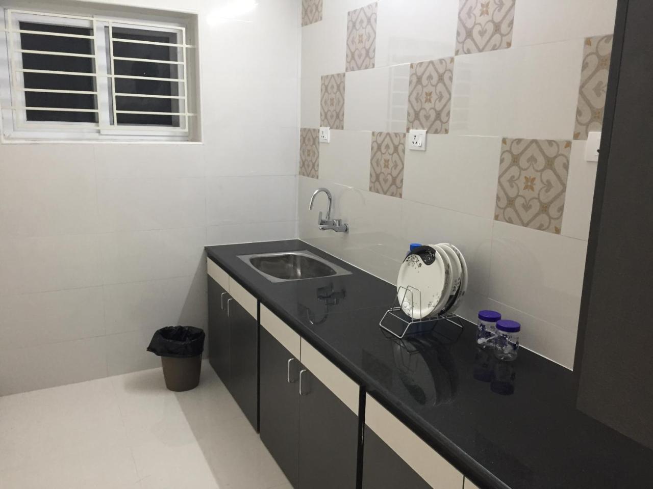 Hotel Moonlight Residency à Tiruchirappalli Extérieur photo