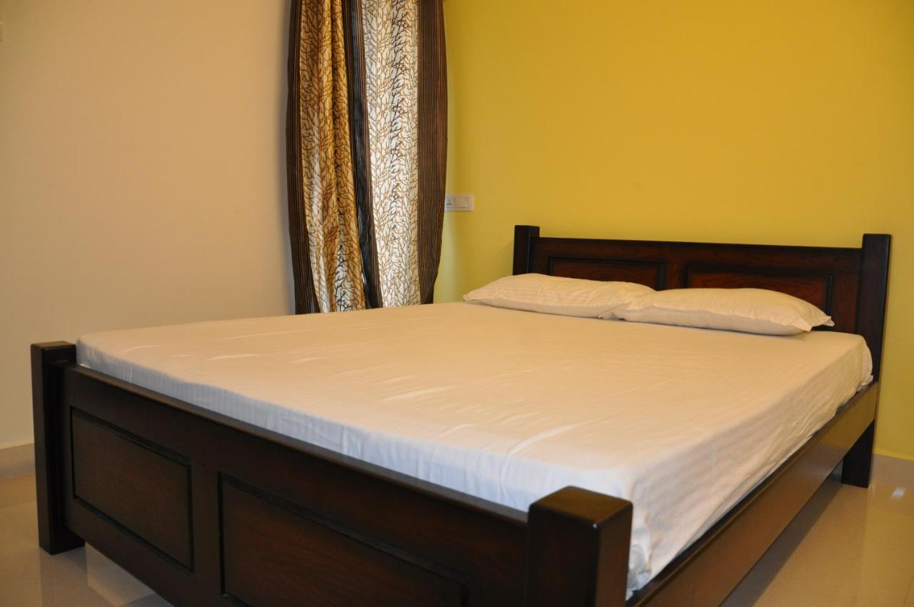 Hotel Moonlight Residency à Tiruchirappalli Extérieur photo