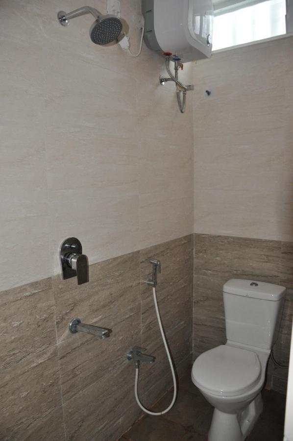 Hotel Moonlight Residency à Tiruchirappalli Extérieur photo